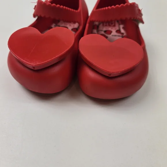 Kids Red Heart Shoes - Picture 5 of 7